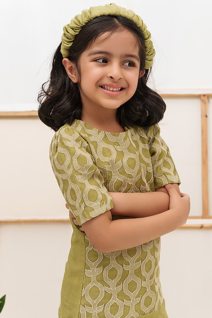 Green Embroidered Dress For Girls by The Right Cut Kids at Pernia's Pop Up Shop