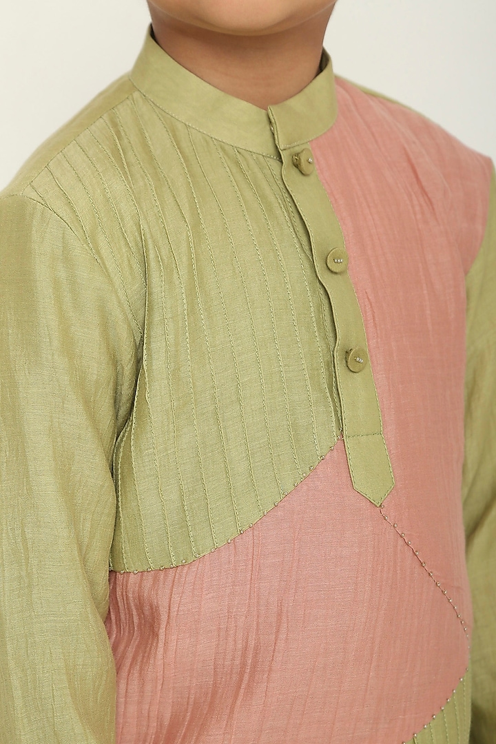 Dusty Pink & Sage Green Chanderi Paneled Kurta Set For Boys by The Right Cut Kids at Pernia's Pop Up Shop