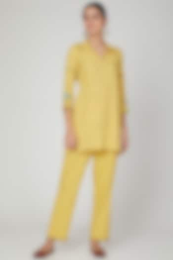 Turmeric Yellow Embroidered Kurta Set For Girls by The Right Cut Kids at Pernia's Pop Up Shop