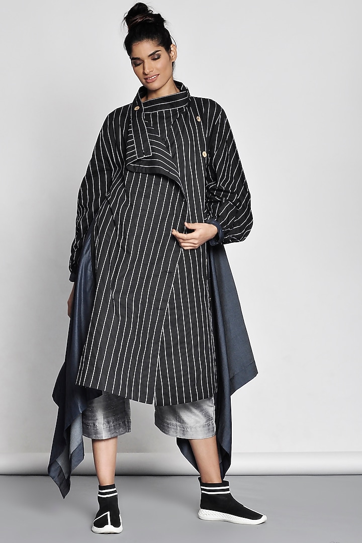 Black Trench Jacket With Thread Stitch Lines by Ritesh Kumar at Pernia's Pop Up Shop