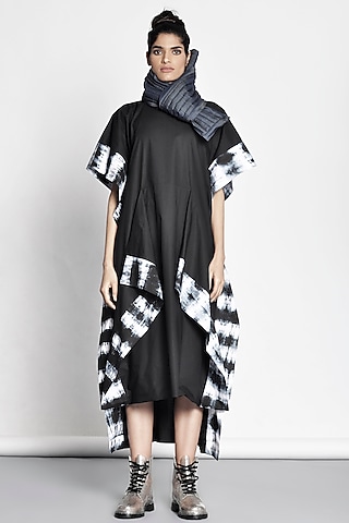 Black & White Draped Kaftan Top by Ritesh Kumar