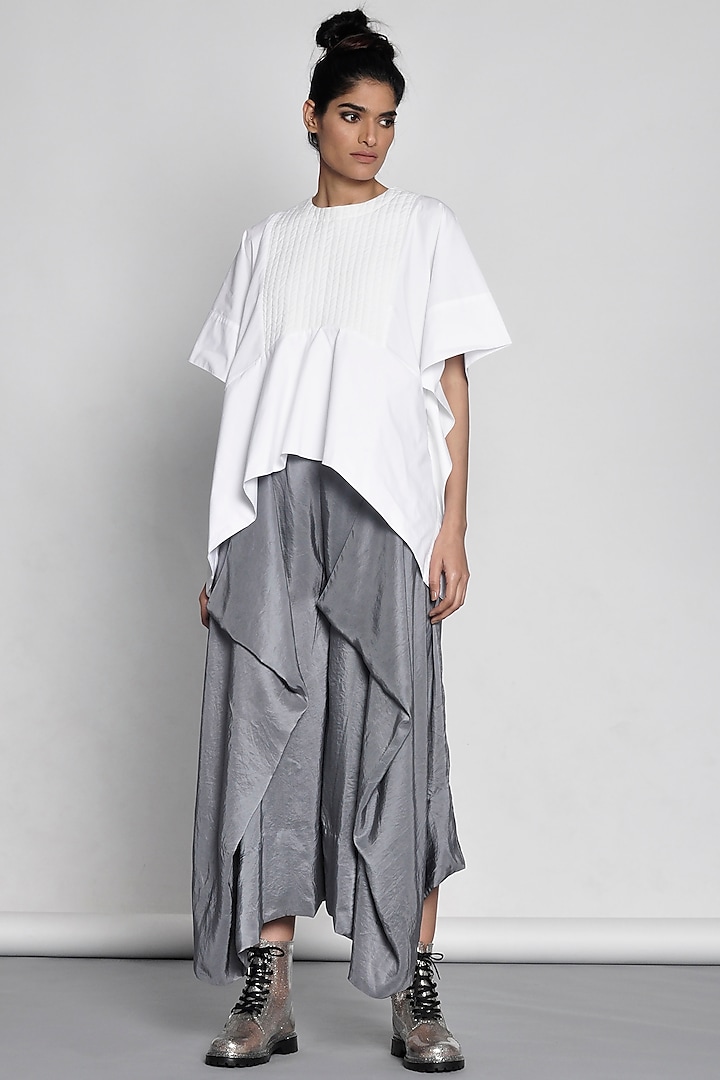 White Poncho Top With Quilting by Ritesh Kumar