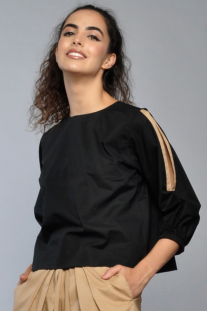 Black Cotton Poplin Top by Ritesh Kumar at Pernia's Pop Up Shop