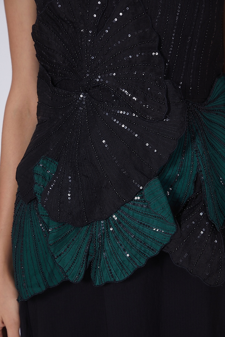 Black Georgette Twill Skirt Set by Richa Khemka at Pernia's Pop Up Shop