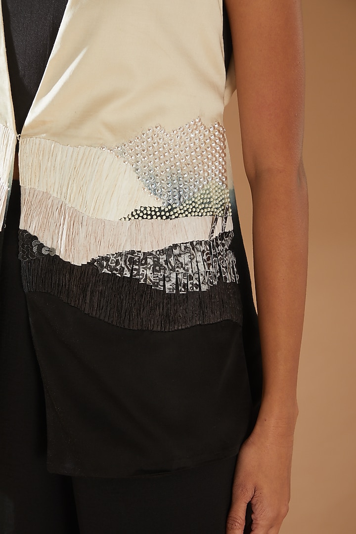 Ivory Bamberg Silk Jacket Set by Richa Khemka at Pernia's Pop Up Shop