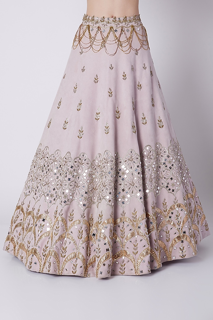 Onion Pink Embroidered Bridal Lehenga Set by Riddhi Majithia at Pernia's Pop Up Shop