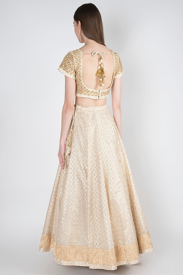 Ivory Printed & Embroidered Wedding Lehenga Set by RRishita & Mitali at Pernia's Pop Up Shop