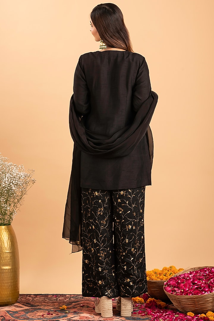 Black Raw Silk & Organza Kurta Set by Rirasa at Pernia's Pop Up Shop