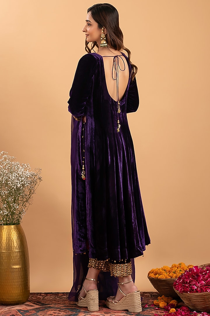 Purple Velvet Hand Embroidered Kalidar Party Wear Anarkali Set by Rirasa at Pernia's Pop Up Shop