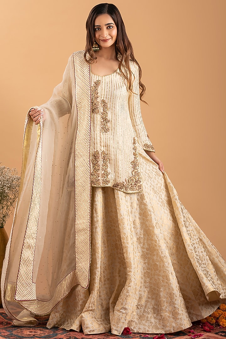 Ivory Georgette Banarasi Hand Embroidered Kurta Set by Rirasa at Pernia's Pop Up Shop
