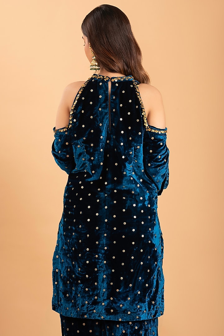 Royal Deep Blue Silk Velvet Hand Embroidered Kurta Set by Rirasa at Pernia's Pop Up Shop