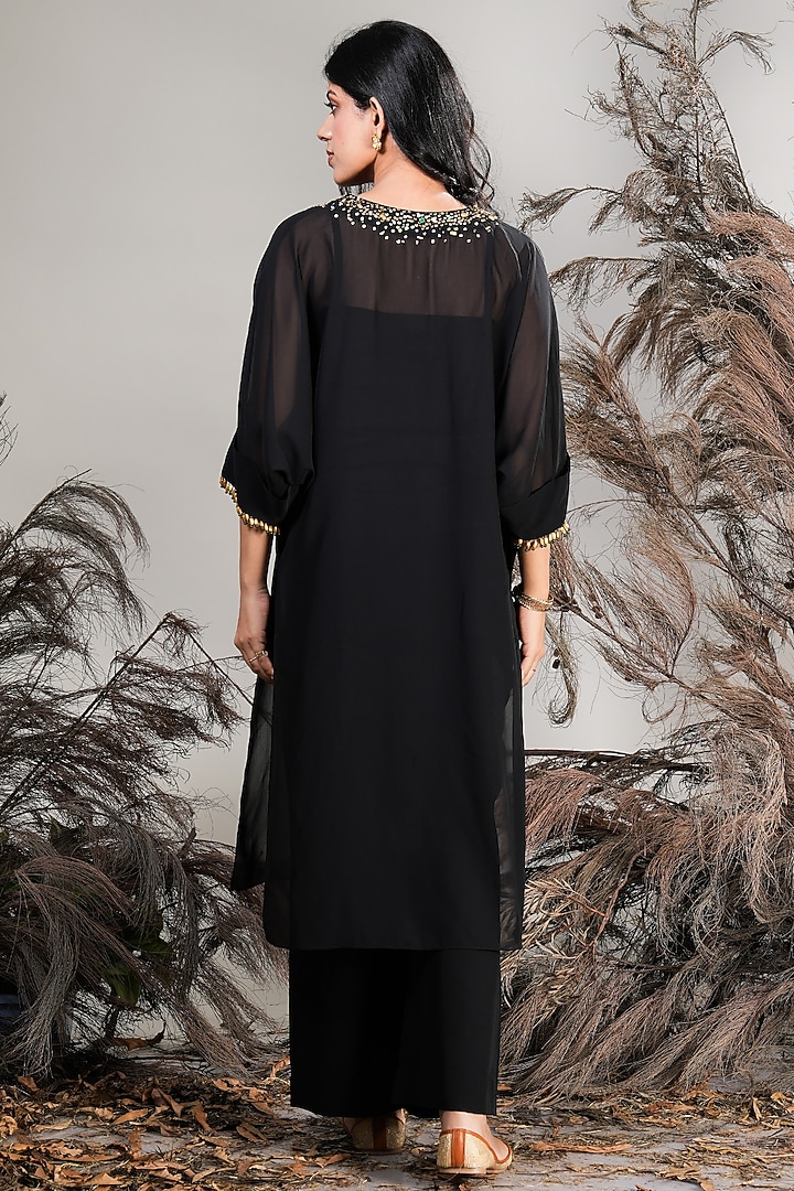 Black Georgette Hand Embroidered Kurta Set by Rirasa at Pernia's Pop Up Shop