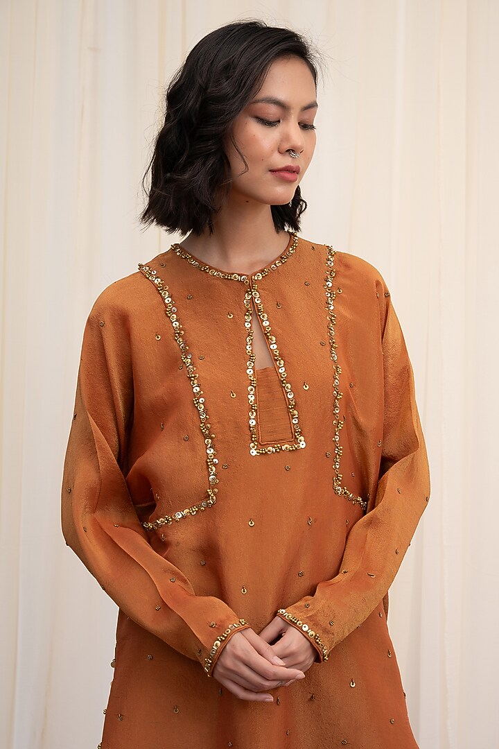Orange Tissue Hand Embroidered Kurta Set by Rirasa at Pernia's Pop Up Shop