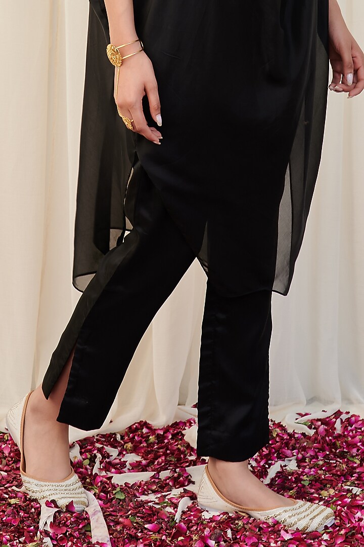 Black Silk Organza Hand Embroidered Kurta Set by Rirasa at Pernia's Pop Up Shop