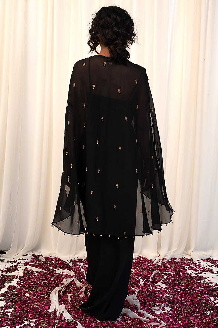 Black Organza & Crepe Hand Embroidered Cape Set by Rirasa at Pernia's Pop Up Shop