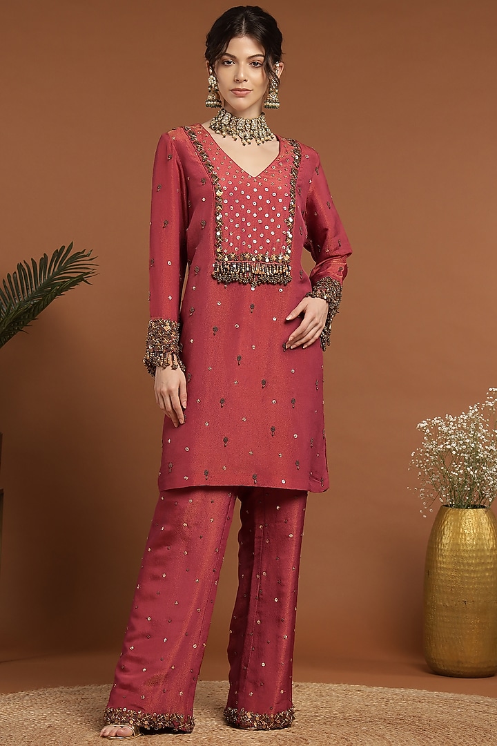 Peach Tissue Embroidered Kurta Set by Rirasa at Pernia's Pop Up Shop