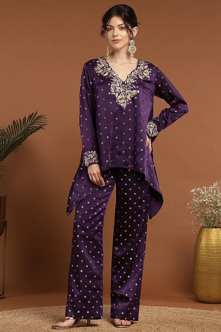 Purple Satin Embroidered Kurta Set by Rirasa at Pernia's Pop Up Shop