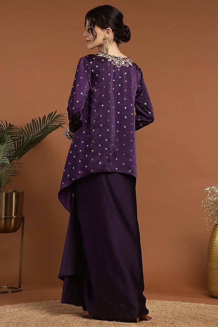 Purple Satin Hand Embroidered Kurta Set by Rirasa at Pernia's Pop Up Shop