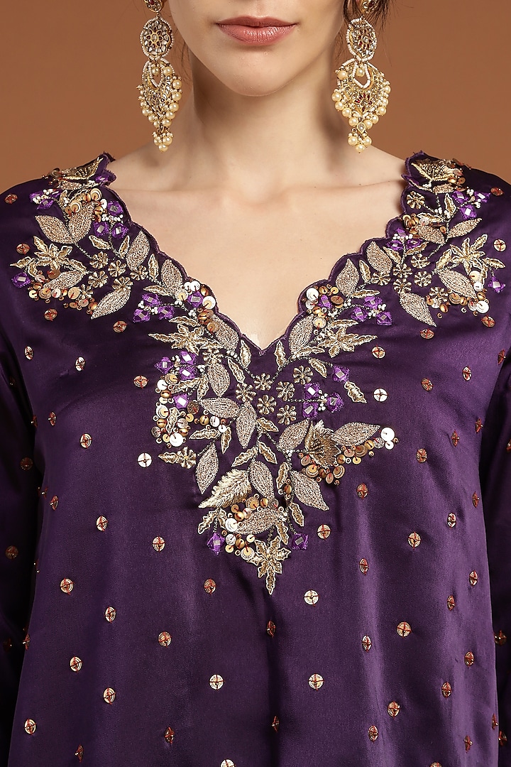 Purple Satin Hand Embroidered Kurta Set by Rirasa at Pernia's Pop Up Shop