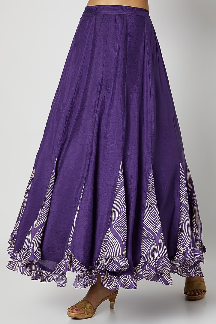 Purple Embroidered Blouse With Wedding Lehenga by Riraan By Rikita & Ratna at Pernia's Pop Up Shop