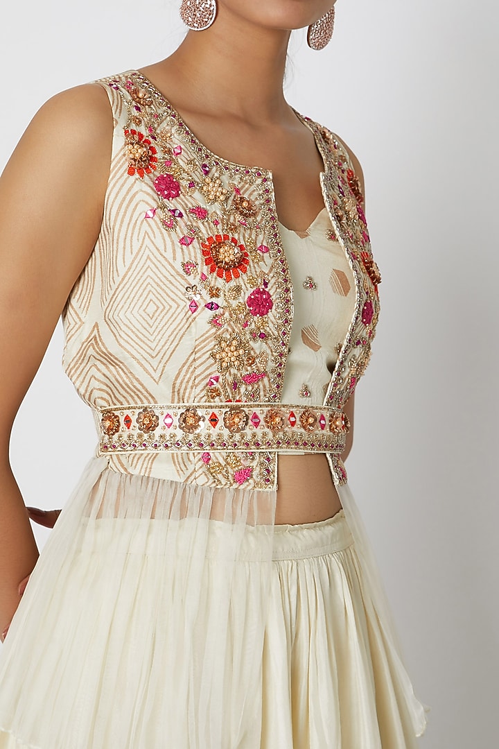 White Embroidered Jacket Wedding Lehenga Set by Riraan By Rikita & Ratna at Pernia's Pop Up Shop