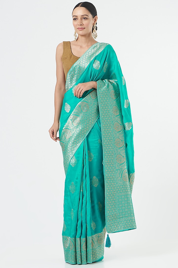 Blue Silk Saree Set by NARMADESHWARI