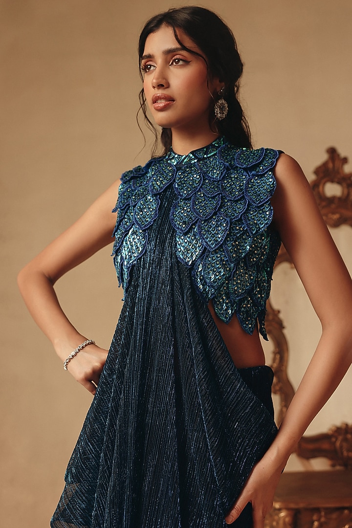 Blue Platinoir Crepe & Chanderi Hand Embroidered Wedding Gown Saree by Rishika Singh at Pernia's Pop Up Shop