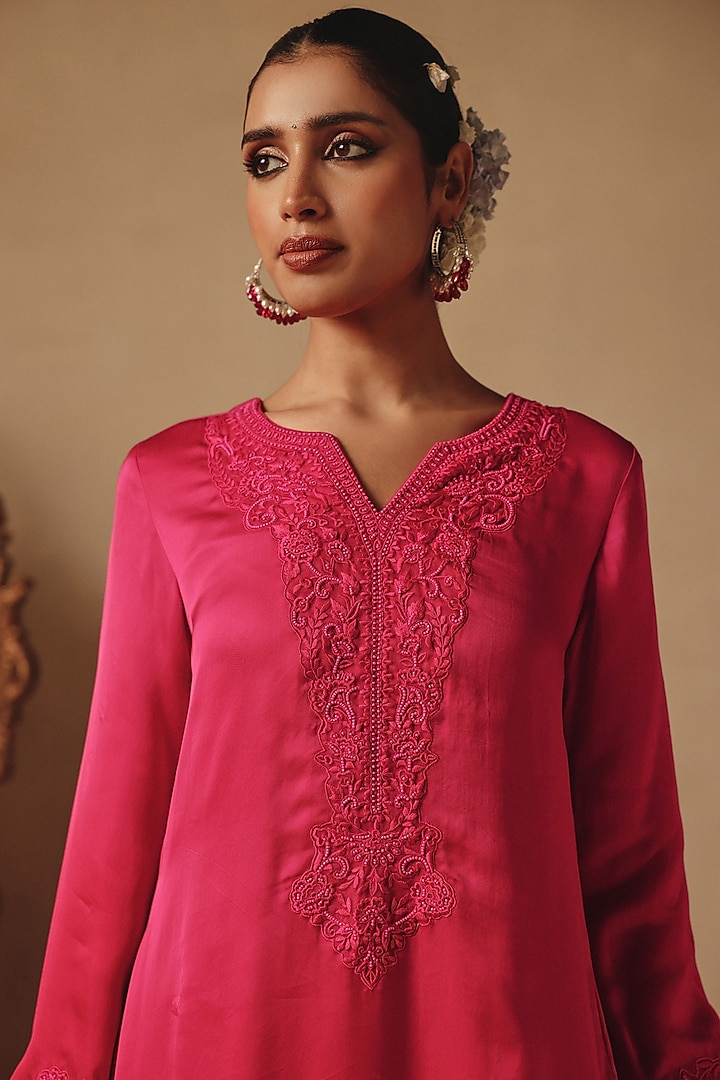Pink Ombre Organza & Bamberg Satin Hand Embroidered Kurta Set by Rishika Singh at Pernia's Pop Up Shop