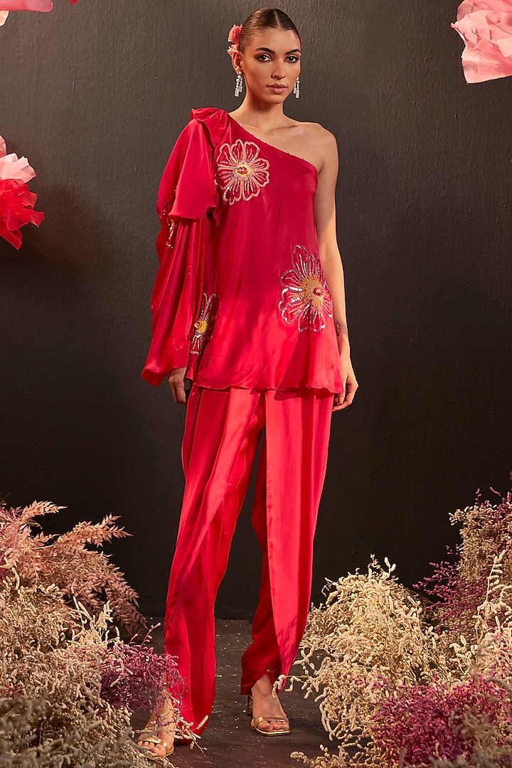 Red Bemberg Satin Hand Embroidered Co-Ord Set by Rishika Singh at Pernia's Pop Up Shop