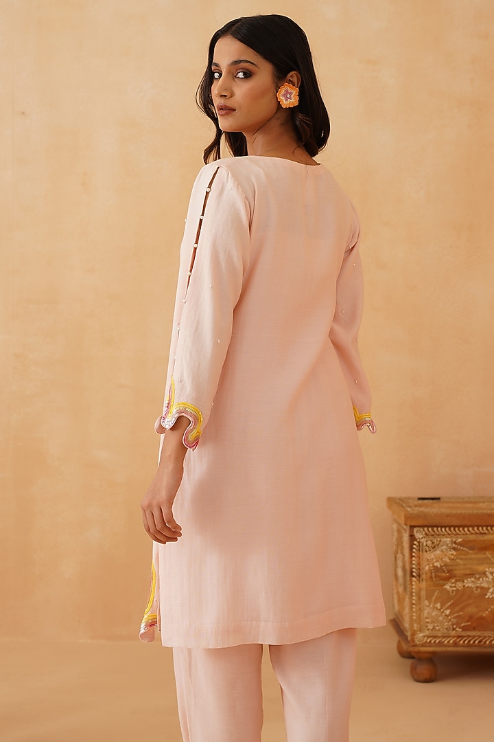 Light Pink Chanderi Hand Embroidered Co-Ord Set by Rishika Singh at Pernia's Pop Up Shop