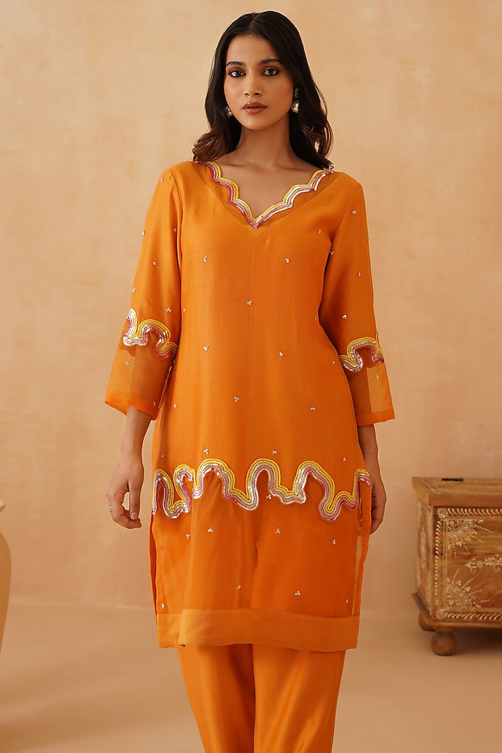 Orange Chanderi Sequins Embroidered Kurta Set by Rishika Singh at Pernia's Pop Up Shop