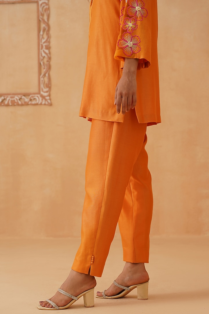 Orange Chanderi Embroidered Co-Ord Set Set by Rishika Singh at Pernia's Pop Up Shop