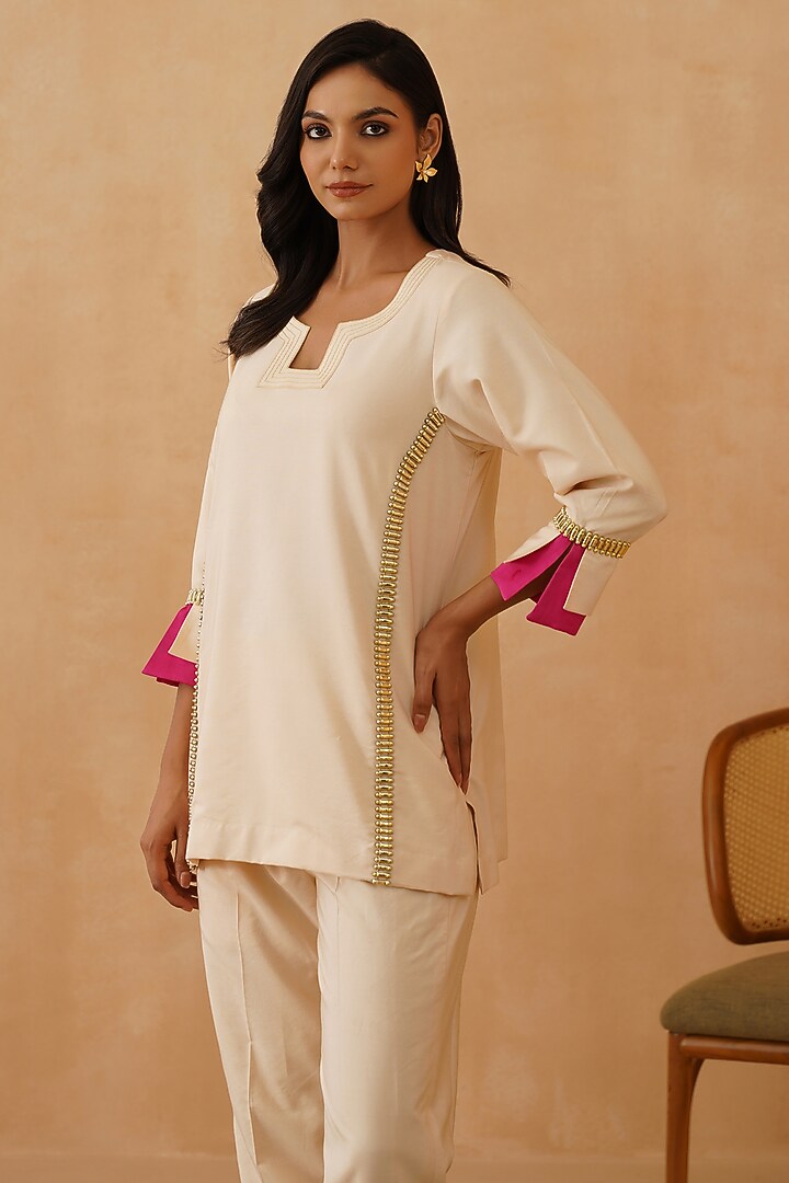 Beige Chanderi Lace Work Co-Ord Set by Rishika Singh at Pernia's Pop Up Shop