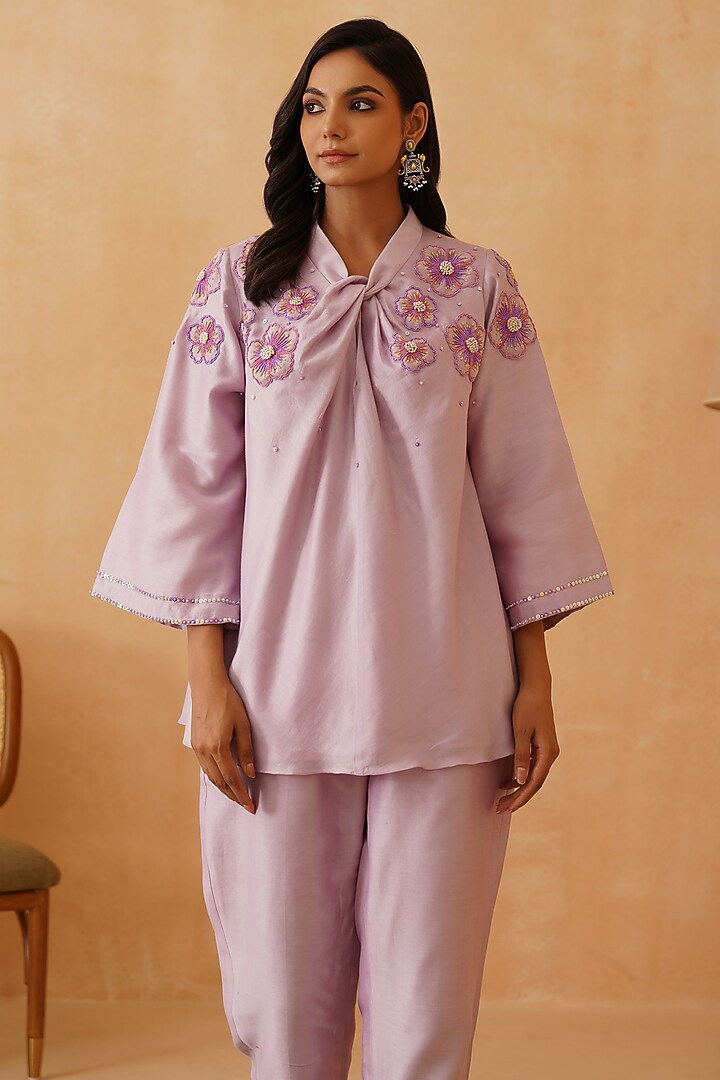 Lilac Chanderi Sequins Embroidered Co-Ord Set by Rishika Singh at Pernia's Pop Up Shop