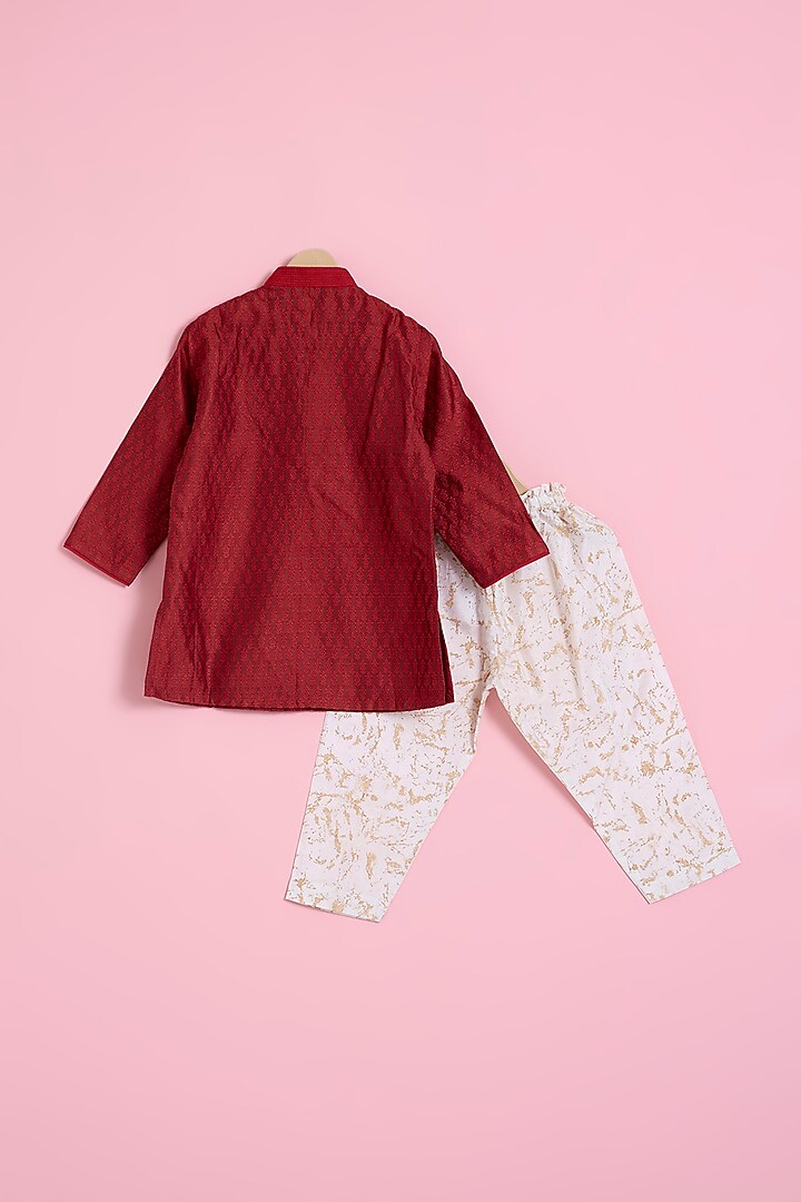 Maroon Self Jacquard Hand Embroidered Kurta Set For Boys by Ritu n Usha at Pernia's Pop Up Shop