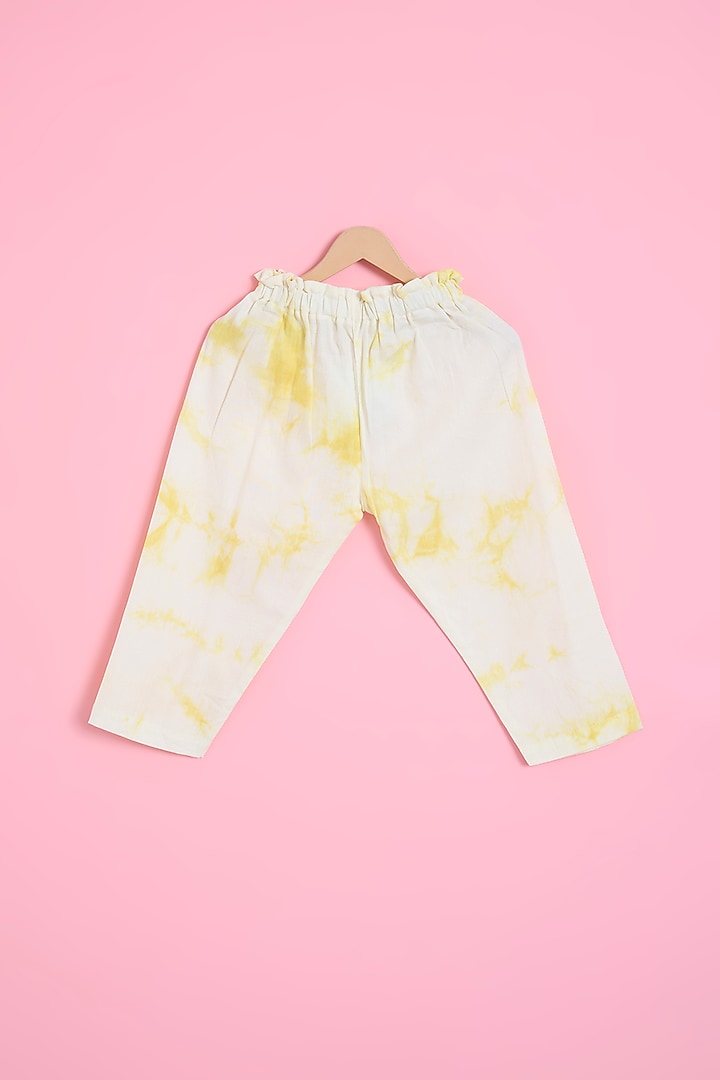 Yellow Muslin Tie-Dye Kurta Set For Boys by Ritu n Usha at Pernia's Pop Up Shop