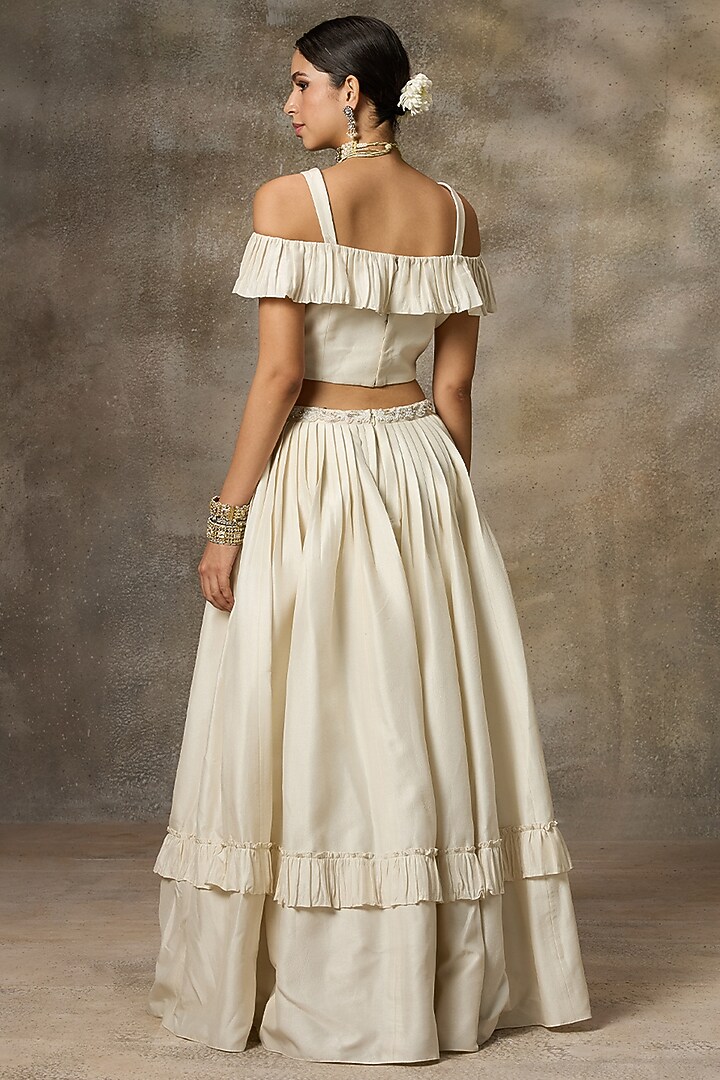 Ivory Silk Lehenga Set by Rivaar by rocky star at Pernia's Pop Up Shop