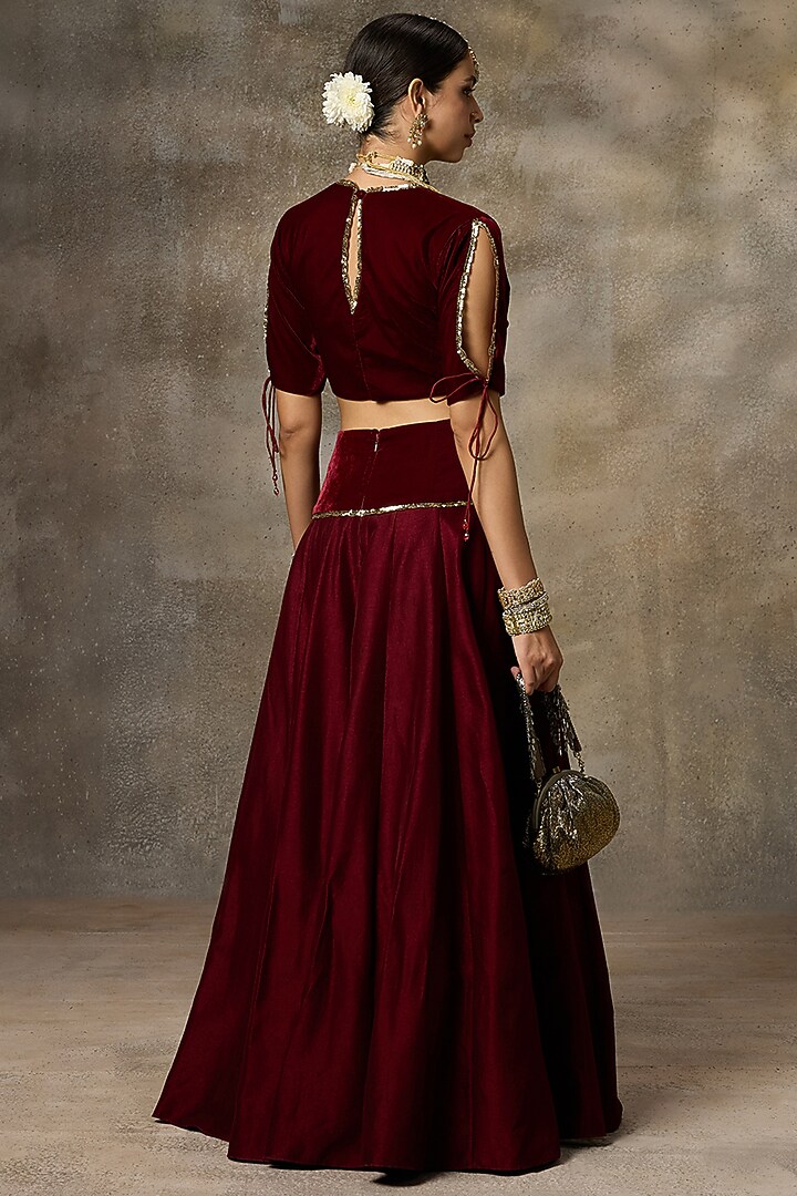 Maroon Silk Lehenga Set by Rivaar by rocky star at Pernia's Pop Up Shop