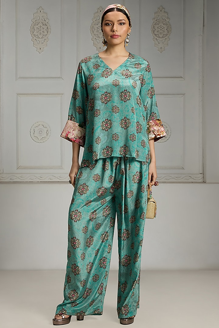 Blue Crepe Boota Printed Tunic Set by Rivaar by rocky star at Pernia's Pop Up Shop