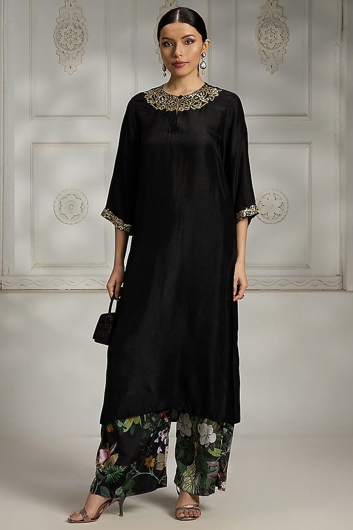 Black Silk Gold Embroidered Kurta by Rivaar by rocky star at Pernia's Pop Up Shop