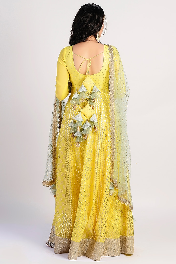 Yellow Embroidered Wedding Anarkali Set by Rishi & Vibhuti at Pernia's Pop Up Shop