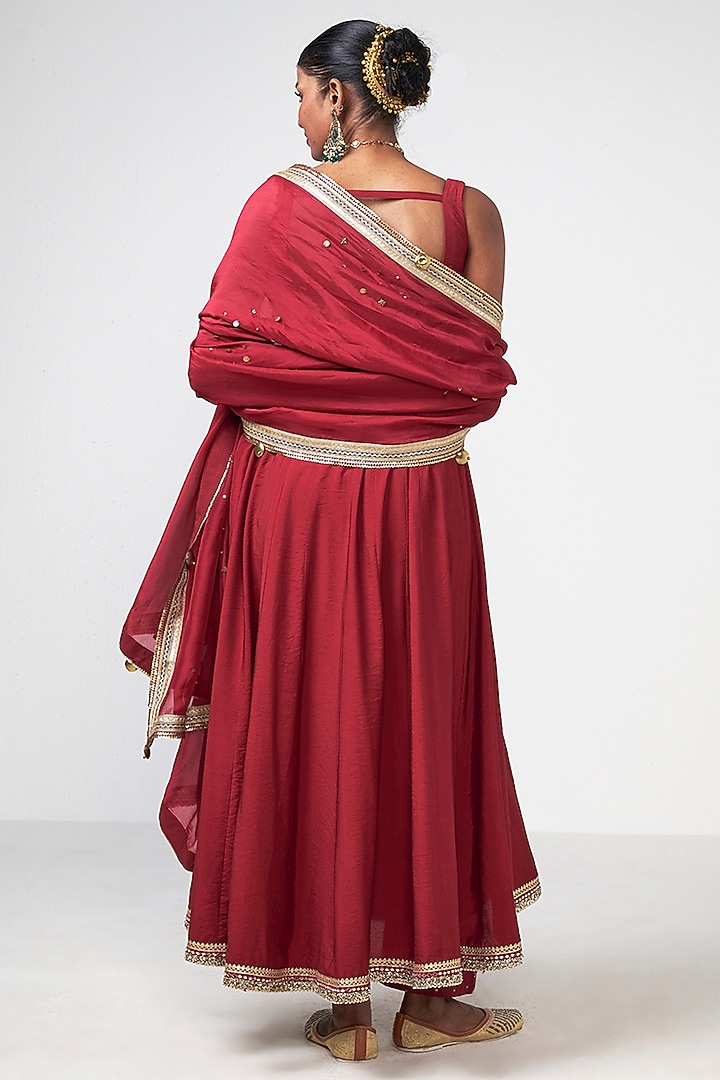 Cherry Red Chanderi Hand Embroidered Wedding Anarkali Set by Rishi & Vibhuti at Pernia's Pop Up Shop