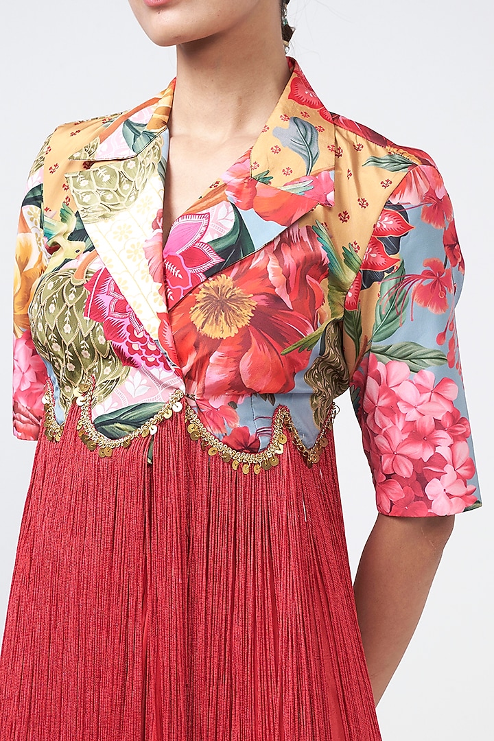 Coral Crepe Draped Skirt Set by Rishi & Vibhuti at Pernia's Pop Up Shop
