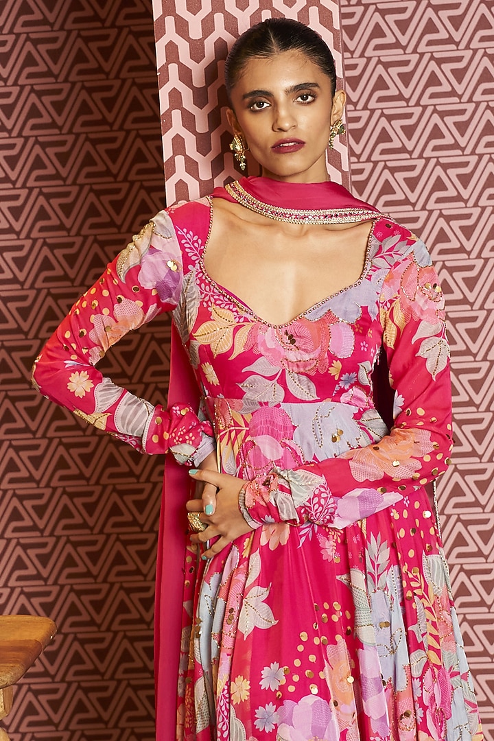 Fuchsia Pink Organza Printed Wedding Anarkali Set by Rishi & Vibhuti at Pernia's Pop Up Shop