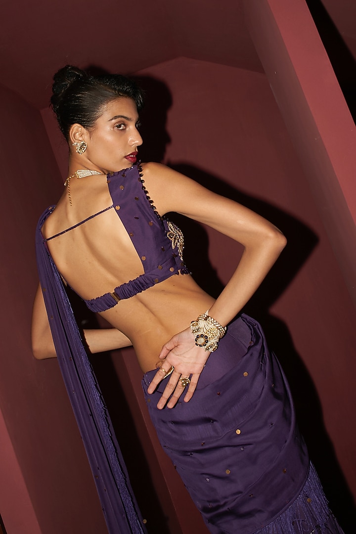 Purple Organza Hand Work Skirt Reception Saree Set by Rishi & Vibhuti at Pernia's Pop Up Shop