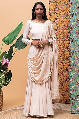Draped Sarees - Buy Latest Collection of Draped Sarees for Women