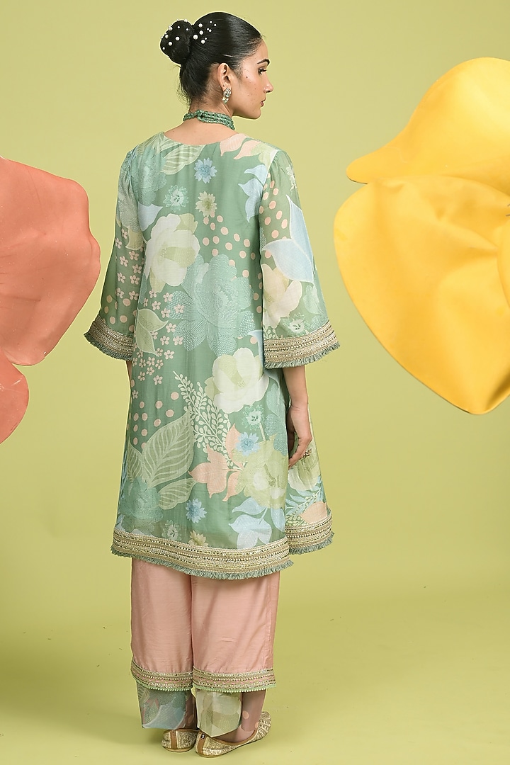 Matcha Green Soft Spun Muslin & Chanderi Kurta Set by Rishi & Vibhuti at Pernia's Pop Up Shop