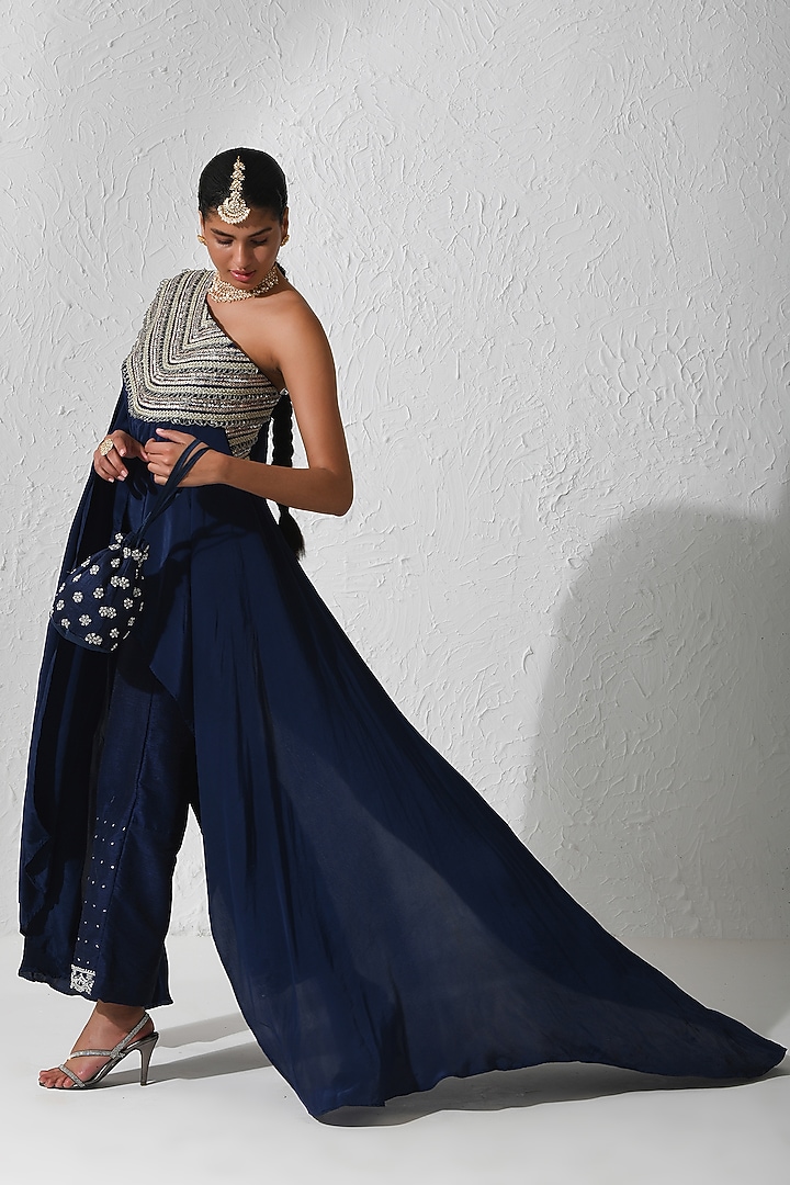 Midnight Blue Crepe Hand Embroidered Cape Set by Rishi & Vibhuti at Pernia's Pop Up Shop