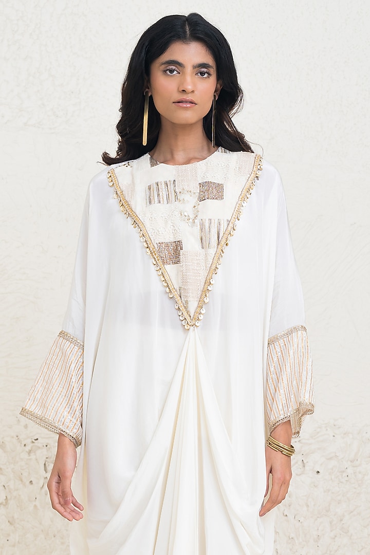 Ivory Crepe Thread Embellished Kaftan Set by Rishi & Vibhuti at Pernia's Pop Up Shop