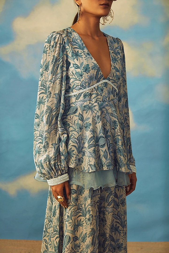 Turquoise Crepe Co-Ord Set by Rishi & Vibhuti at Pernia's Pop Up Shop